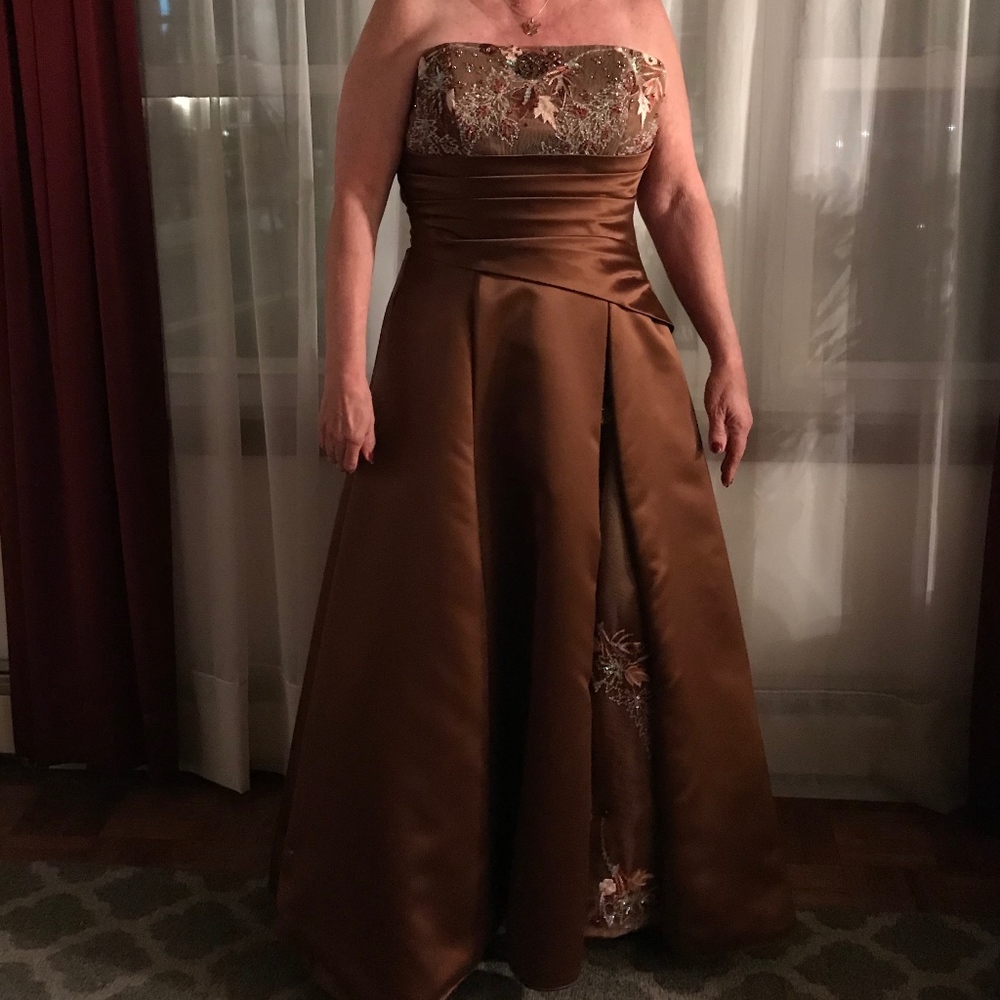 Haute Coture Obsessions silk gown